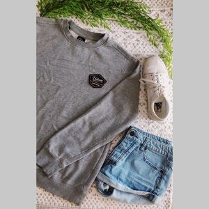 🏷 SOLD Volcom Crewneck Fleece 🎁 Free Gift